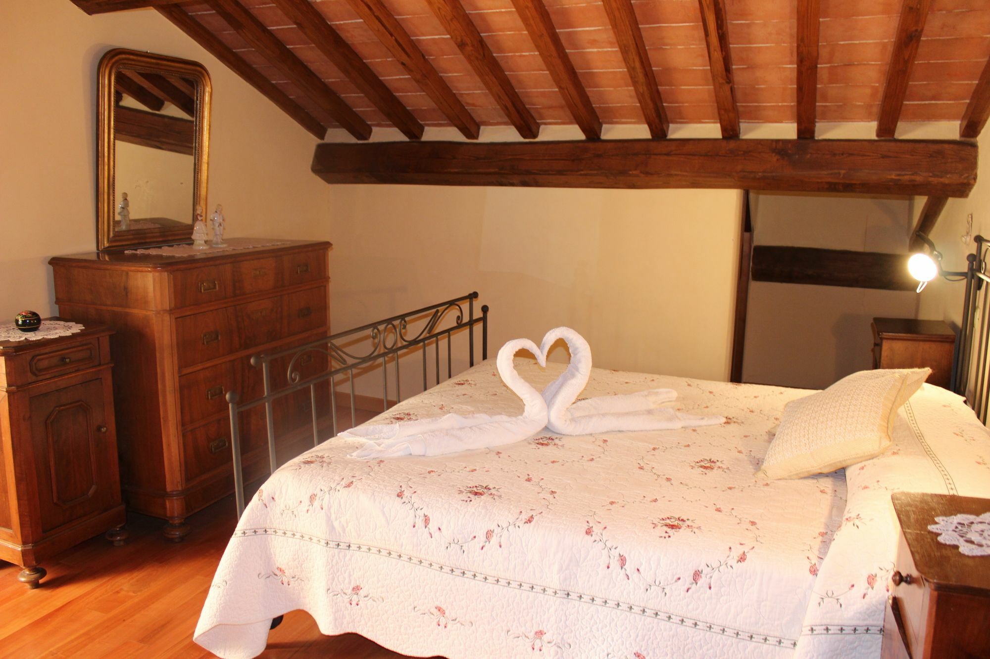Casa Ambra Aparthotel Cortona Kültér fotó